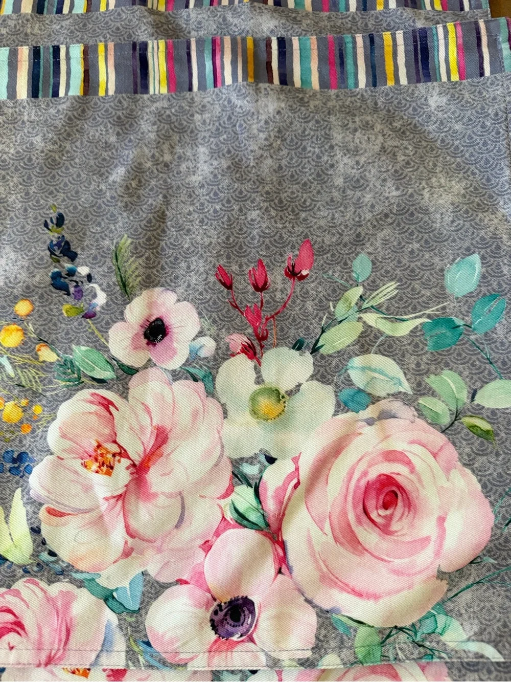 4 Maison d’Hermine Cloth Placemats 100% Cotton Floral Rose Peony Stripe NWOT